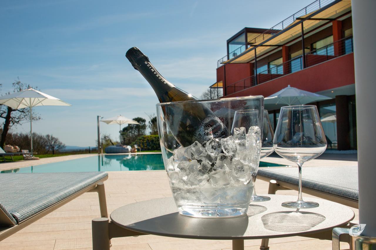 Buonamico Wine Resort Монтекарло Екстер'єр фото